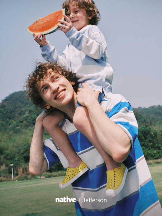 【2026】native经典纯色时尚洞洞鞋男童女童户外沙滩凉鞋溯溪鞋 商品图4