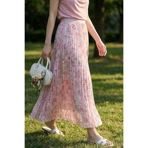 浪漫明媚印花半身裙 米思阳2026夏新款宽松显瘦高腰松紧腰A字百褶裙1175 商品图4