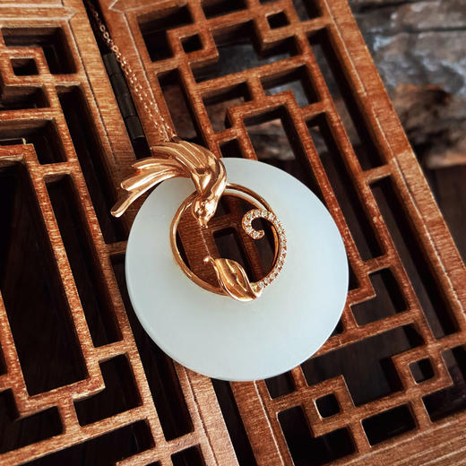 【天然正品】AU750玫瑰金镶钻镶天然细腻油润度佳喜鹊衔枝造型平安扣和田玉吊坠项链230326HS20 商品图5