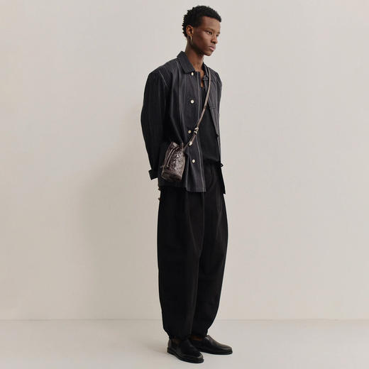 A Kind of Guise CHUKAR TROUSERS 意大利制机能性面料弯刀裤 商品图3