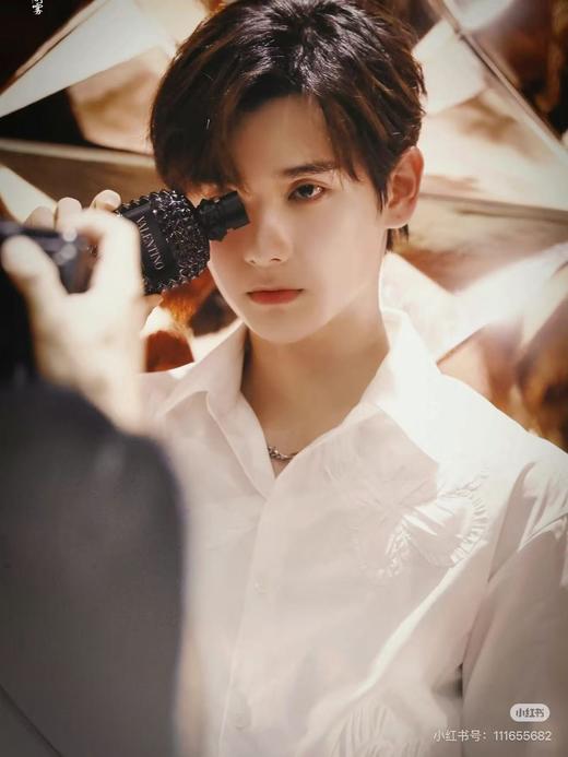 一店d 大爆款Valentino华伦天奴香水 这单不一样 走香港的一单正单 全套入海关单和检疫证明都有 ‼️ 商品图8