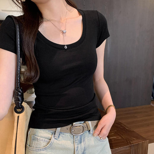 【显身材！透气舒适】辣妹正肩U领短袖T恤女春夏南油新款韩系修身小心机女装打底衫。xb 商品图0