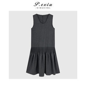 04-3潘依绣丁丁宠粉赫本极简风褶皱宽松显瘦圆领无袖连衣裙 M9252
