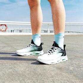 XXM乔丹跑步鞋男2026夏季透气轻便缓震舒适运动鞋男鞋BM23240235