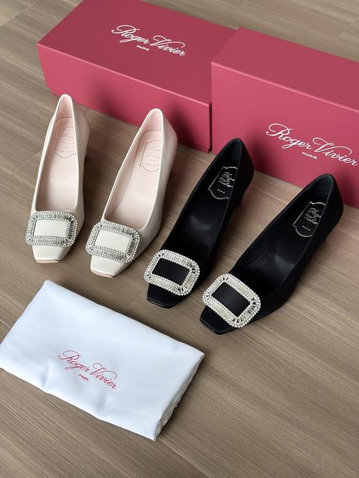 RV  Belle钻扣高跟鞋粗跟鞋 4.5cm经典小方跟 商品图0