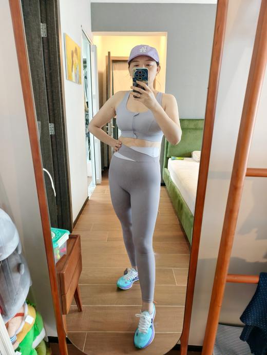 【运动必备】【一秒穿脱，稳固减震】春夏新款女高强度运动内衣前拉链跑步防震健身瑜伽服上衣背心外穿一体式固定杯运动内衣 商品图5