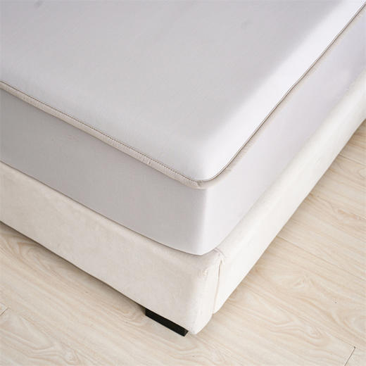 多喜爱 凉感提花围席三件套-锦瑟 【科技凉感面料】 【艺术提花】【加厚三明治复底】【A类标准】【机洗水洗】【360°全包裹设计】凉而不冰久睡不闷热 柔滑亲肤 透气排湿 商品图2