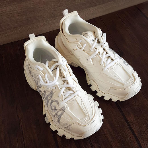 【95新】Balenciaga巴黎世家白色涂鸦Track Nail Polish运动鞋老爹鞋 36码 女士090426JJ14 商品图1