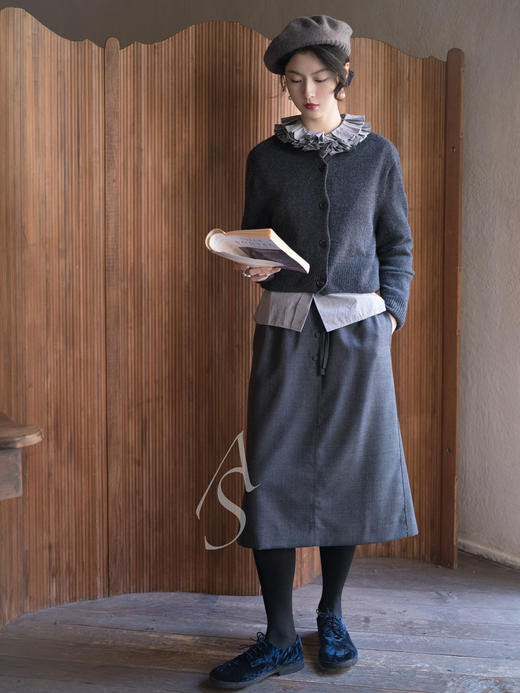 Daniela Gregis 墨蓝色肌理丝绒圆头德比鞋 商品图10