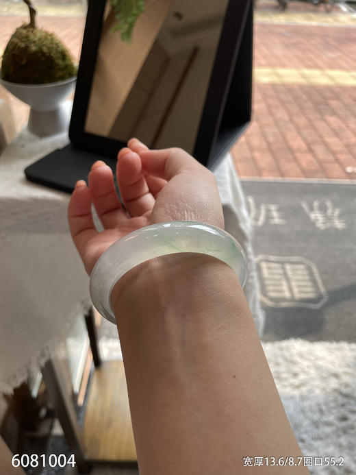 6081004，手镯，圈口55.2。具体价格微信咨询 商品图4