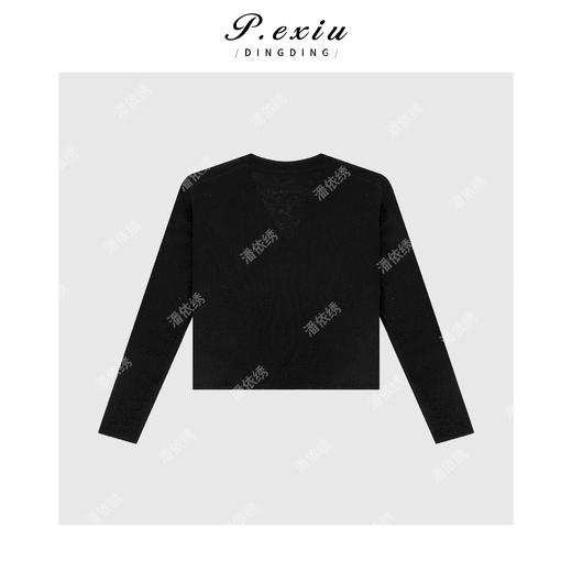 04-4潘依绣丁丁宠粉绵羊毛-桑蚕丝细腻轻薄简约V领针织开衫 ZZ0991 商品图2