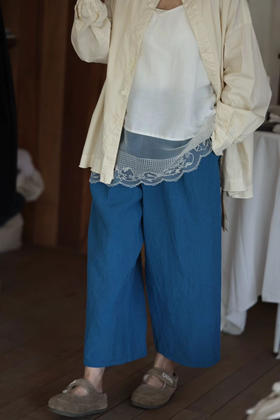 黄阿福 湖蓝亚麻八分裤