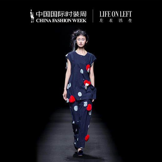 【林栖设计小店】明月疏星|手钉皮革章蓝印花布夏新款优雅吊带背心1962181 商品图8