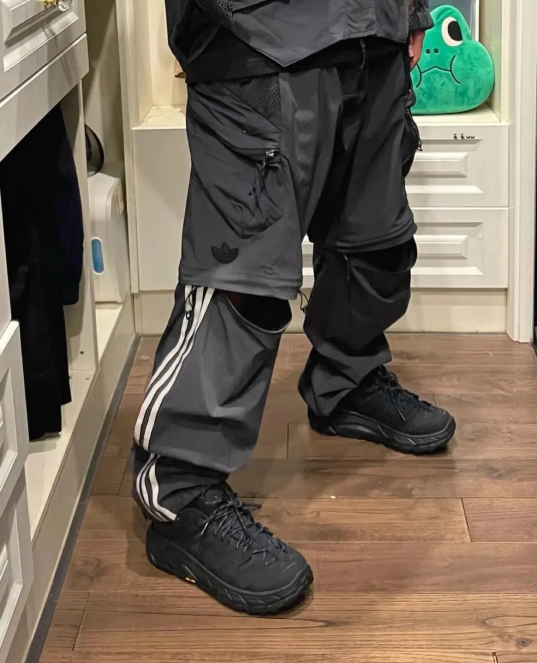 【xm1】联名款！情侣复古运动多功能可拆卸长裤！！