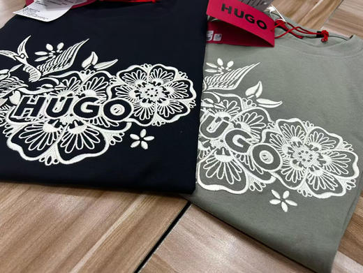 原单正品 HUGO 亮片短袖棉质T恤 男款
黑色白色:S-XXL 商品图4