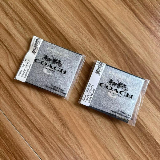 贸易公司渠道原单2026蔻驰/Coach官网最新款项链
三个颜色 ：玫瑰金 金色 银 商品图1