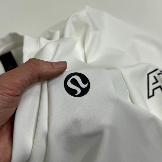 原单正品 Lululemon Mockneck Lightweight Golf李旻宇潮款高尔夫短袖衫
白色/绿色/黑色 S-XXL

特价💰199包邮 商品图4