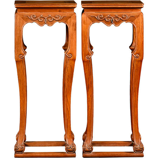 二十世纪	黄花梨卷草纹三弯腿带托泥方香几（一对） 商品图5