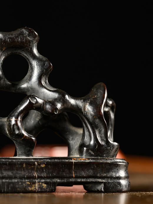 清	紫檀木雕太湖石笔架山摆件 商品图1