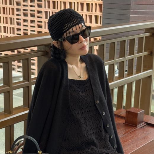 04-4潘依绣丁丁宠粉绵羊毛-桑蚕丝细腻轻薄简约V领针织开衫 ZZ0991 商品图0