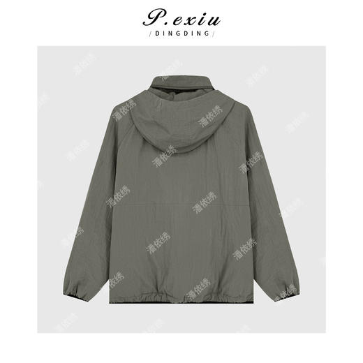 04-4潘依绣丁丁宠粉设计感撞色复古格纹加厚半开领连帽工装风棉服W-63551 商品图2