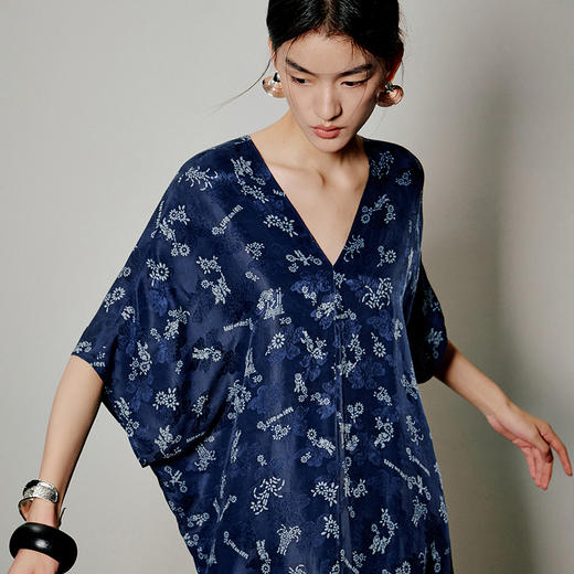 【林栖设计小店】蓝庭嬉趣|靛蓝色复古传统蓝印花布夏新款连衣裙子1962091 商品图3