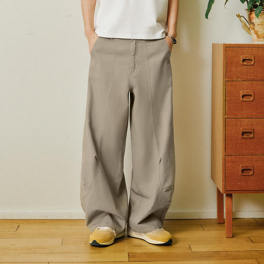 森马休闲裤男夏季宽松弧形裤2026新款棉感斜纹弯刀裤膝盖打褶长裤 商品图1