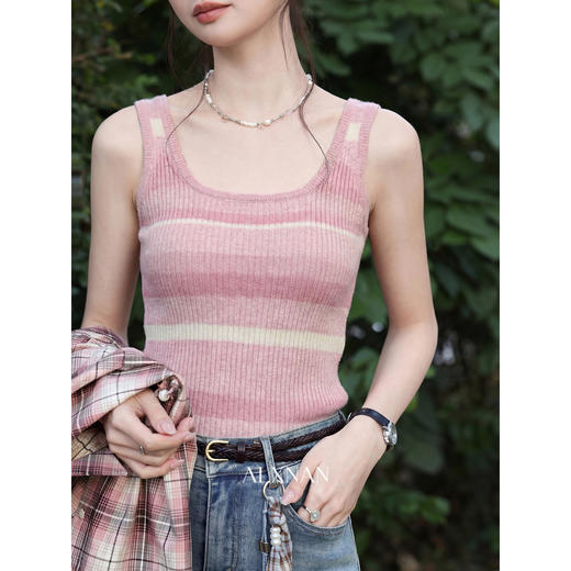 鹿向南「栖花浅影」粉色条纹吊带女夏季新款方领针织显瘦背心上衣 商品图3