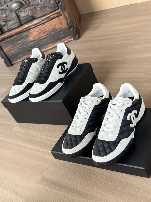 香奈儿 26S菱格棒球鞋熊猫德训鞋 商品图0