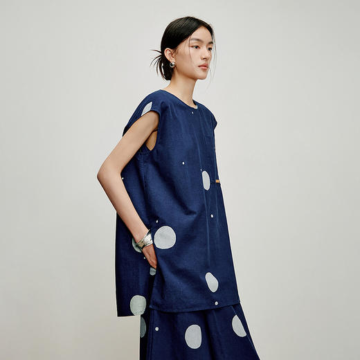 【林栖设计小店】明月疏星|手钉皮革章蓝印花布夏新款优雅吊带背心1962181 商品图5