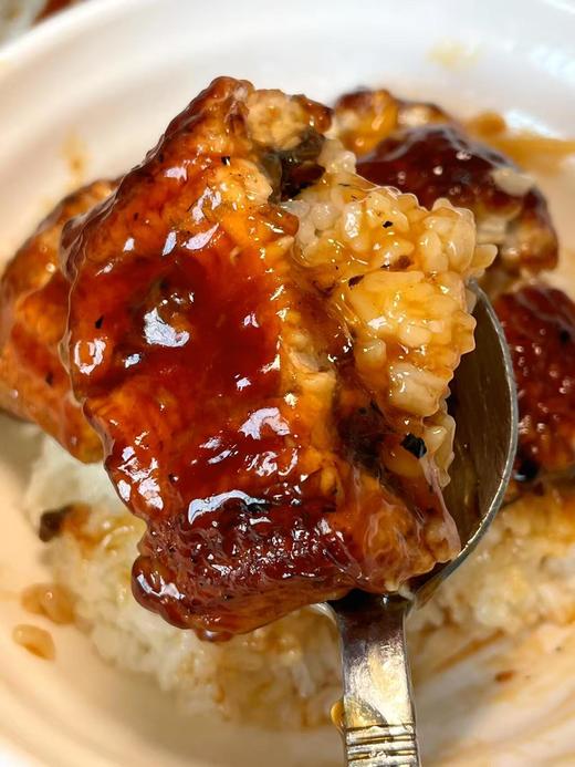 xm卖疯了！！！超级无敌好吃，蒲烧烤鳗鱼，在高温炙烤下，表皮泛起诱人焦糖光泽，肉质却保持着极致的肥嫩软糯，品尝到的每一口浓郁肥美 商品图6