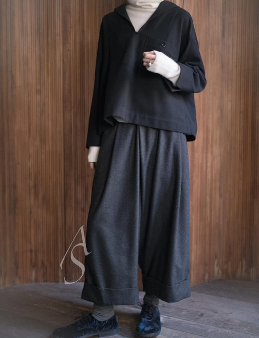 Daniela Gregis 墨蓝色肌理丝绒圆头德比鞋 商品图7