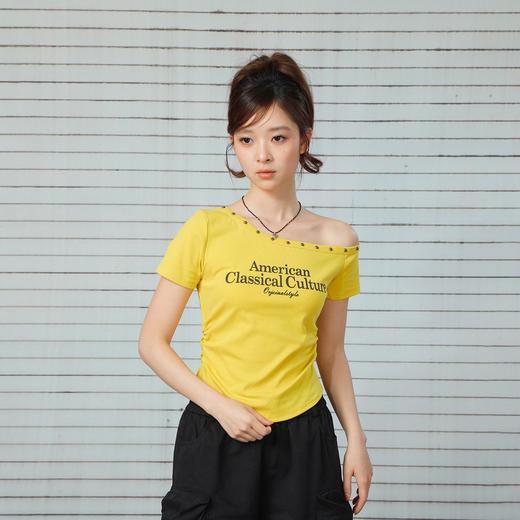 斜肩印花字母短袖T恤-纪念日百货门店同款171043777 商品图1