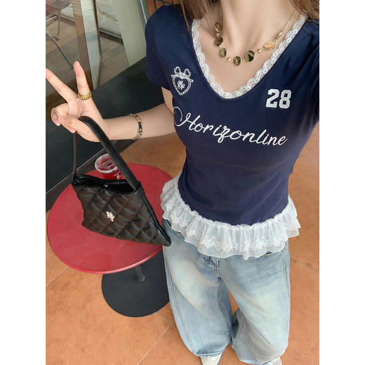 <曾小咸推荐>4.15现货秒杀 ！微信超特价！韩系蕾丝拼接v领短袖 日常129.99 立减70 秒杀59.99！！ 商品图2