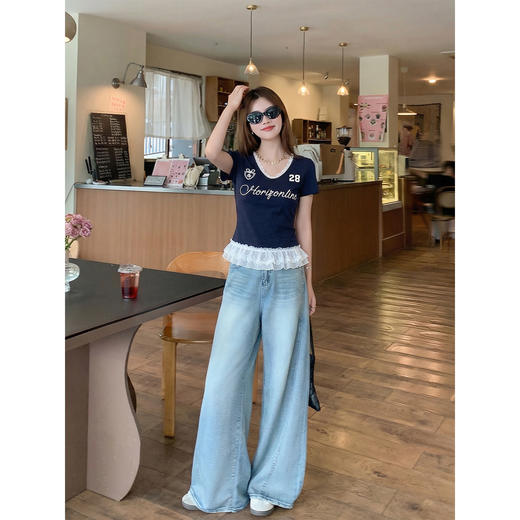 <曾小咸推荐>4.15现货秒杀 ！微信超特价！韩系蕾丝拼接v领短袖 日常129.99 立减70 秒杀59.99！！ 商品图4