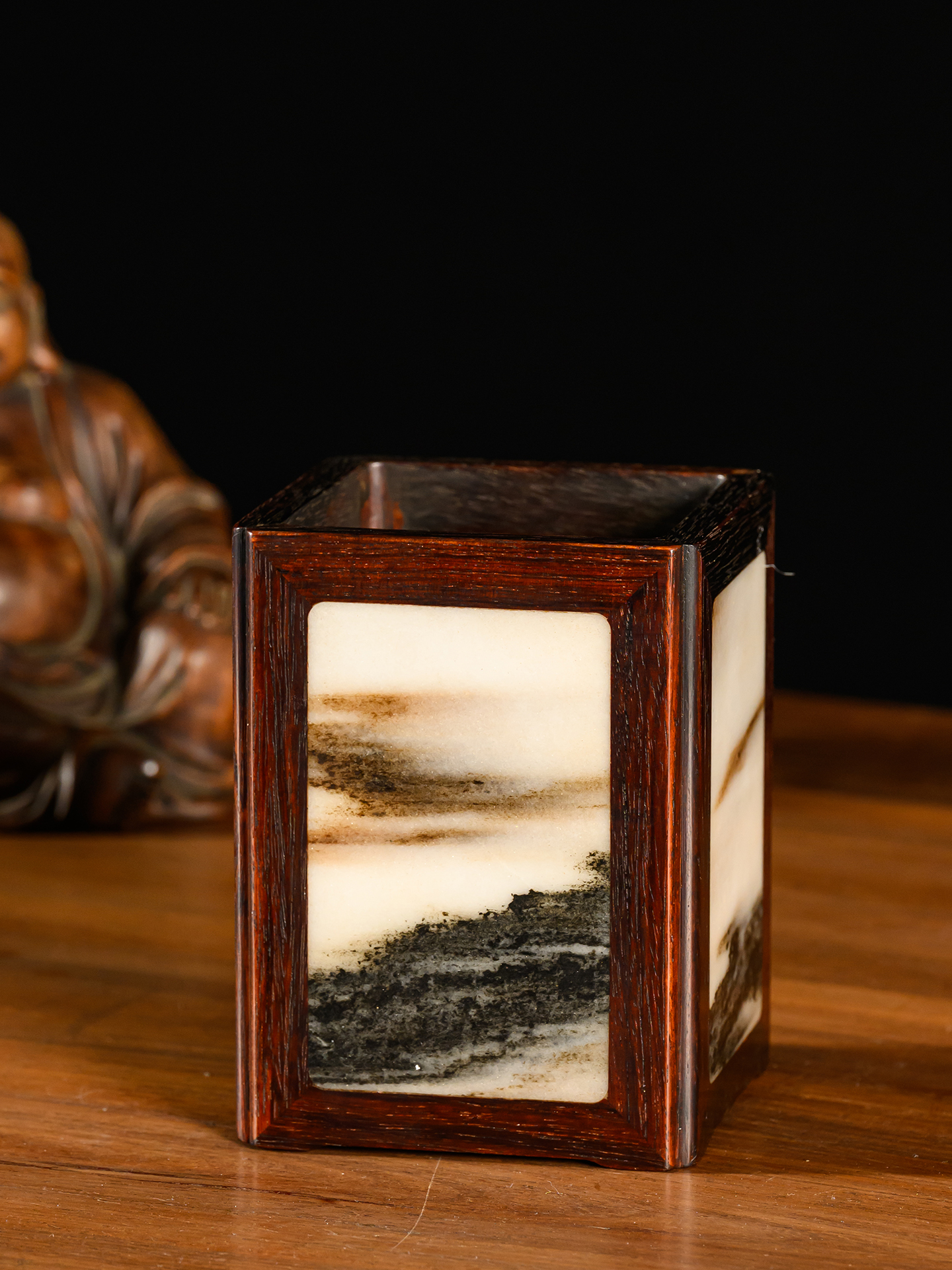 二十世纪	黄花梨镶云石方形笔筒