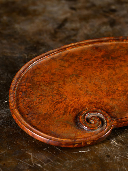 清	瘿木整挖如意形香盘 商品图2