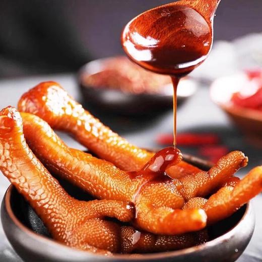 【地道卤味！安全锁鲜】亿家馨酱香鸡爪香辣原味32g/袋卤味鸡脚真空包装网红休闲鸡肉零食。xb 商品图0