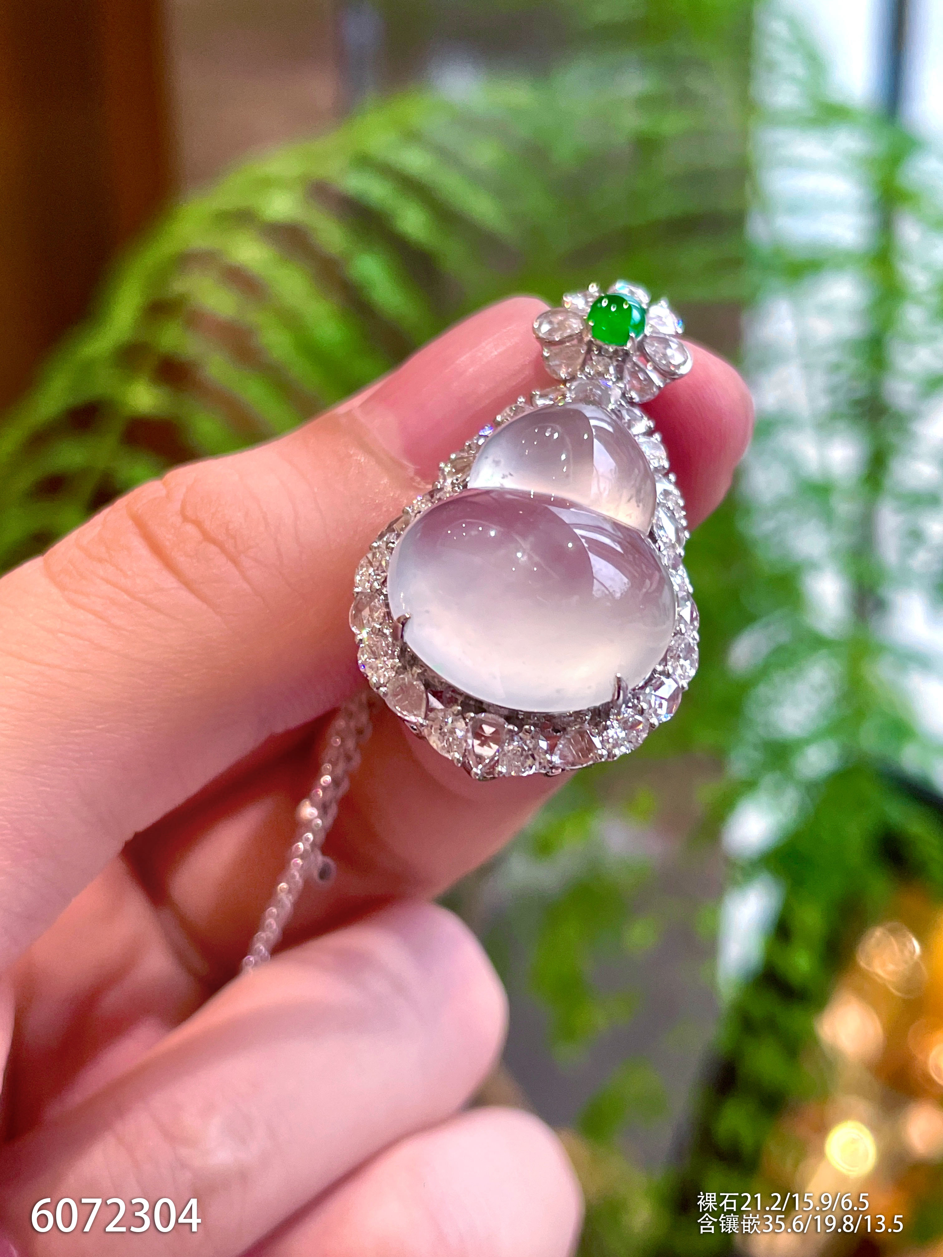 6072304，葫芦吊坠。具体价格微信咨询