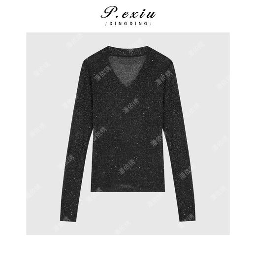 04-4潘依绣丁丁宠粉马海毛高级感细闪修身显瘦V领长袖针织上衣 Q13364 商品图1