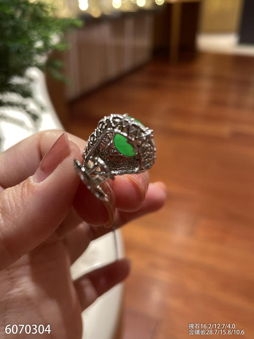 6070304，葫芦吊坠。具体价格微信咨询 商品图6