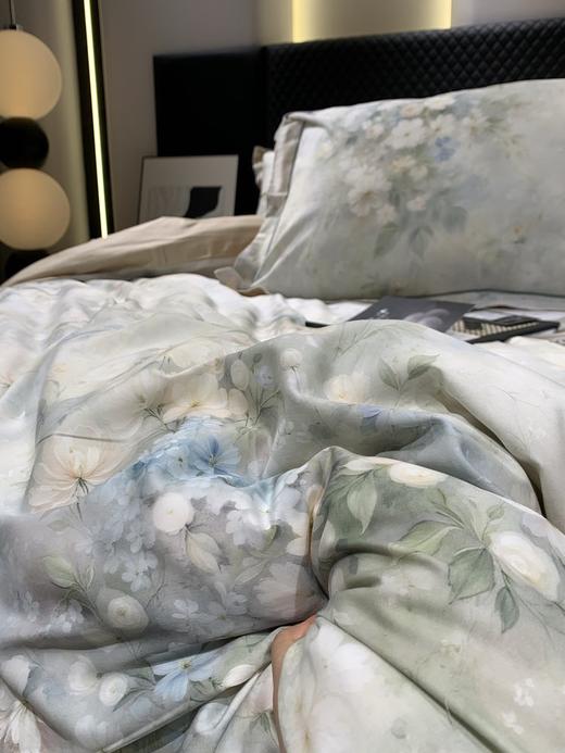 【多妈团购 水家专柜千元级100支新疆长绒贡缎四件套】柔软温润 吸湿能力强，和专柜一模一样的品质，摸上去像绸缎一样丝滑，贴肤凉丝丝的，夏天盖超舒服-圆圆家纺 商品图13