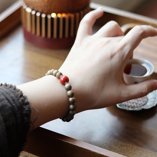 热卖！安神静气！寻山隐 海南奇楠沉香手串/无事牌 多款可选 商品图3