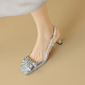 【预售5天】超好看中国风方头蝴蝶结后空粗跟包头配裙子旗袍时尚水钻凉鞋NDXC&6586