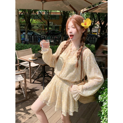 <曾小咸推荐>4.14现货秒杀 ！微信超特价！韩系碎花长袖收腰连衣裙 日常299.99 立减170 秒杀129.99！！ 商品图2