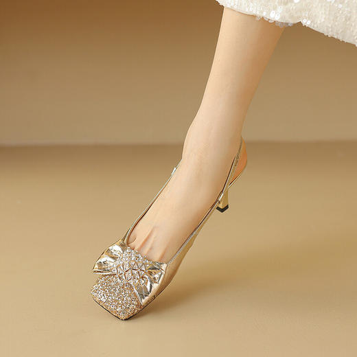 【预售5天】超好看中国风方头蝴蝶结后空粗跟包头配裙子旗袍时尚水钻凉鞋NDXC&6586 商品图1