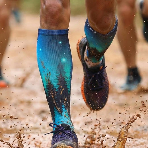 极光吸湿排汗透气压缩减震专业跑步马拉松越野户外运动袜长筒袜 商品图4