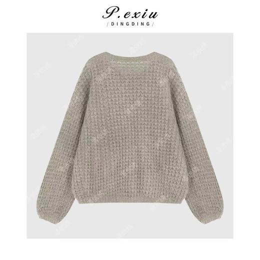 04-4潘依绣丁丁宠粉纯色钩花镂空软糯亲肤圆领长袖针织上衣Q35741 商品图1