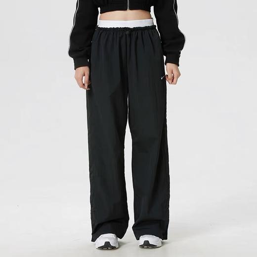 【店庆提前购】【6折】7楼Nike耐克360  女子宽松降落伞阔腿裤梭织运动长裤IF0335-010吊牌价699现价420 商品图0