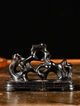 清	紫檀木雕太湖石笔架山摆件